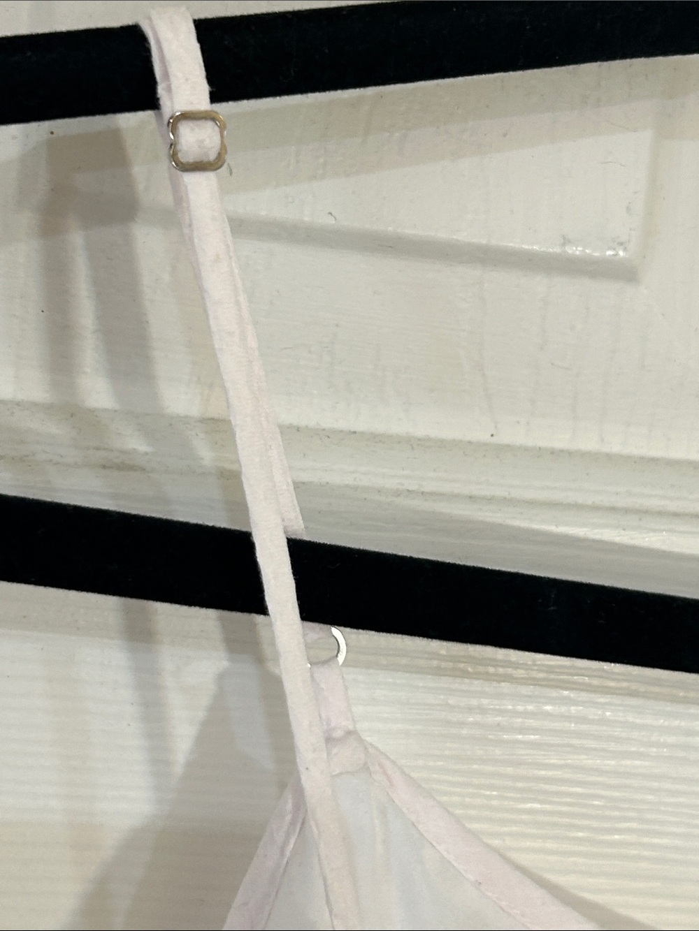 BCBGMaxAzria White Lace Trim Asymmetrical Lace & Mesh Panel Flowy Camisole MED - Picture 7 of 8